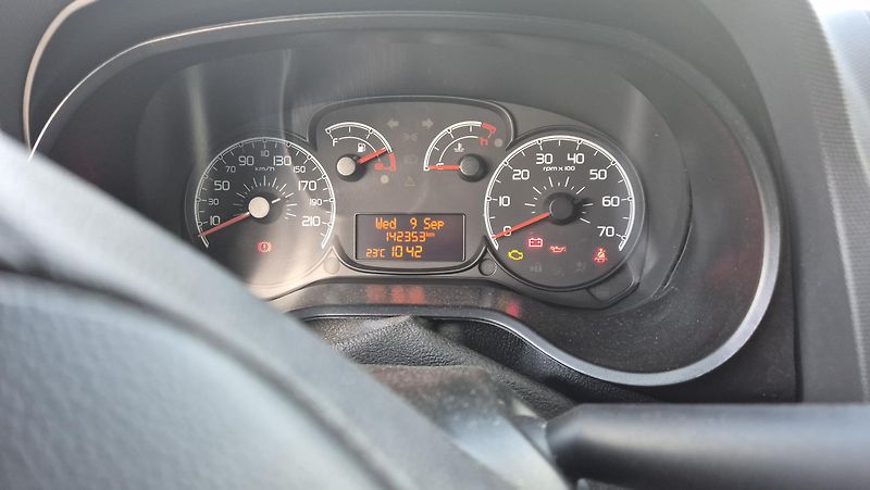 Fiat Dobló cargo (2014) Combi 2.0 JTD - fotka 7 z 8