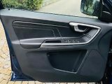 Volvo XC60 2.4D5 5V 4x4 AUT TAŽNÉ SERVISK - náhled 33