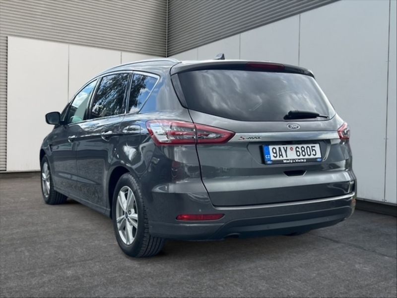 Ford S-MAX 2,5 DT HEV Titanium AT - fotka 4 z 11