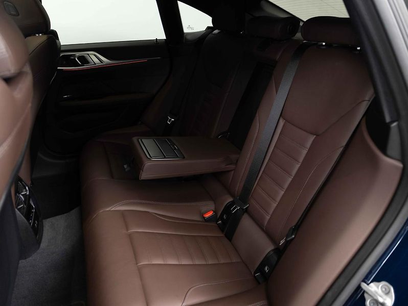 BMW Řada 4 M440i xDrive Gran Coupé - fotka 22 z 23