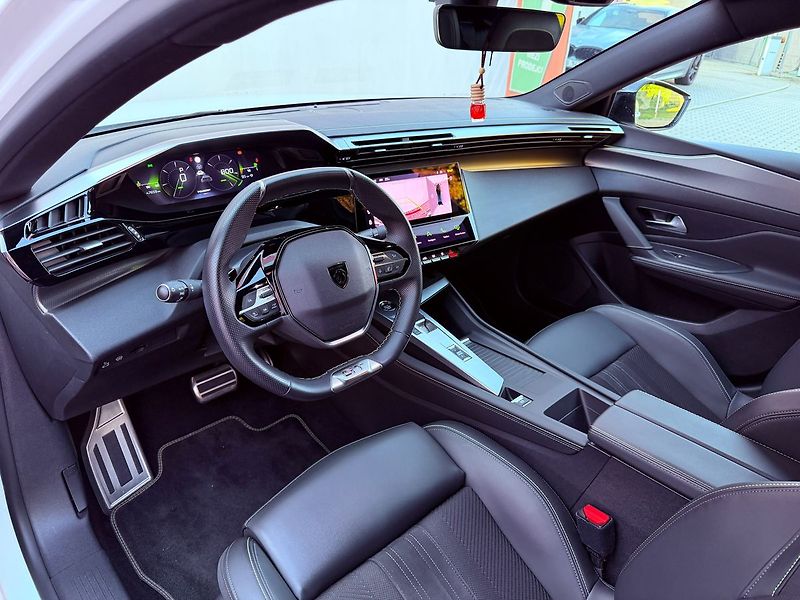 Peugeot 408 1.2 PureTech Aut. GT-Line, ČR - fotka 17 z 36