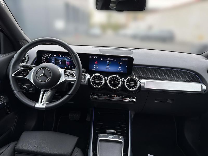 Mercedes-Benz GLB 200d 4M, CZ - fotka 11 z 17