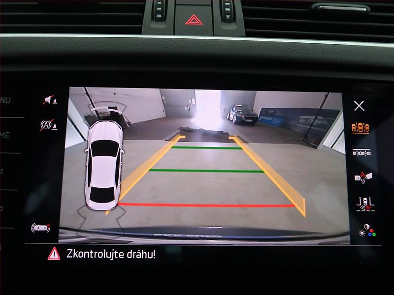 Škoda Octavia (2017) RS 2.0 TDI, Automat, ČR,1.maj - fotka 19 z 21