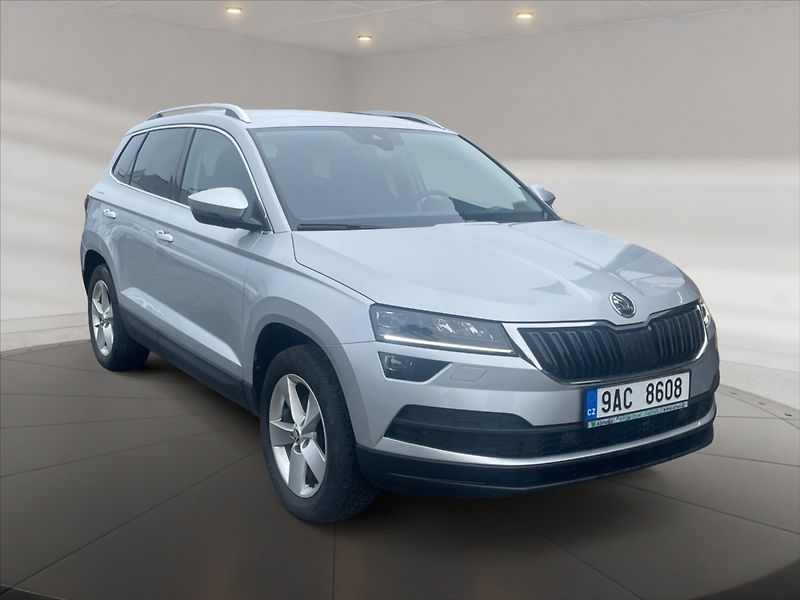 Škoda Karoq 2,0 TDI 110 4x4 Style - fotka 1 z 11