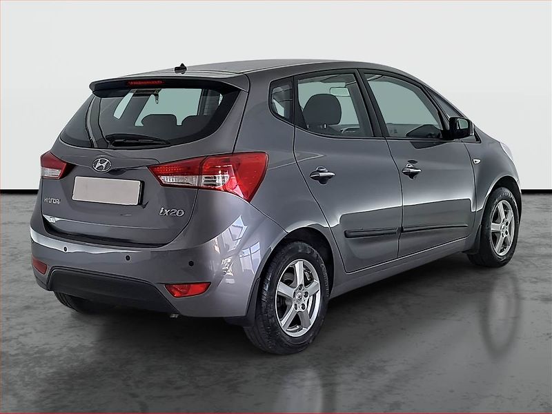 Hyundai ix20 (2013) 1.4 CVVT, ČR,1.maj - fotka 5 z 17