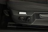 Volkswagen Passat (2019) 2.0 TDI, Automat, Navi - náhled 11