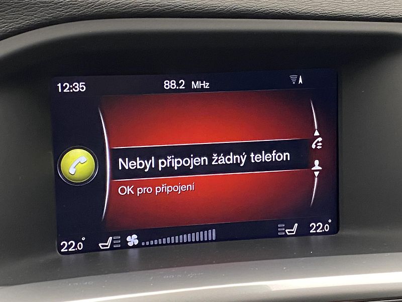 Volvo V60 D4 AWD R-DESIGN AUT  - fotka 40 z 41