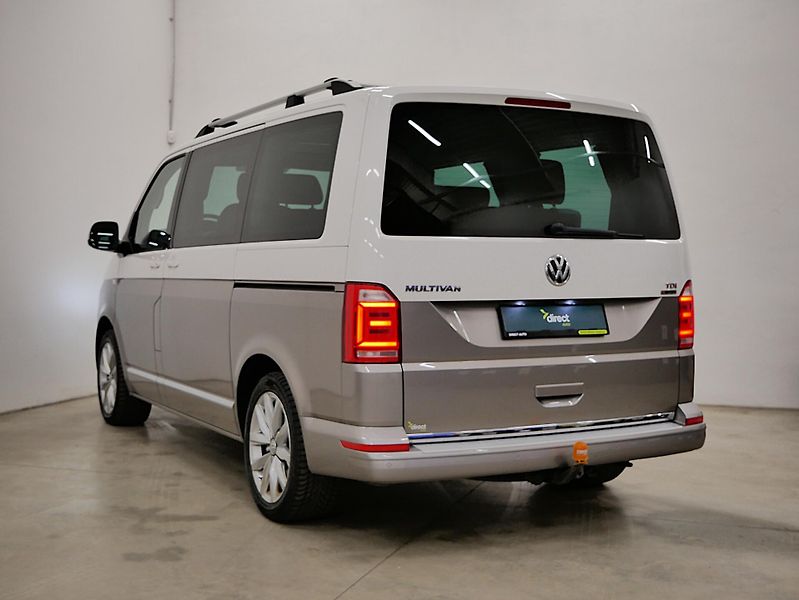 Škoda Karoq - fotka 7 z 26