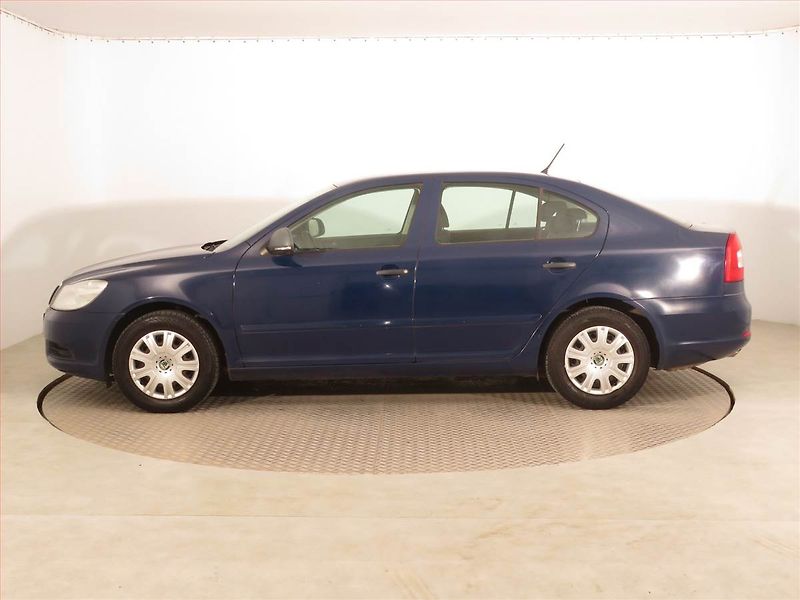 Škoda Octavia (2012) Ambition 1.4 TSI, Serv.kniha - fotka 3 z 14