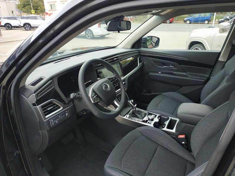 KGM Korando 1.5T, SMART,4WD, AT, SKLADEM - fotka 11 z 30