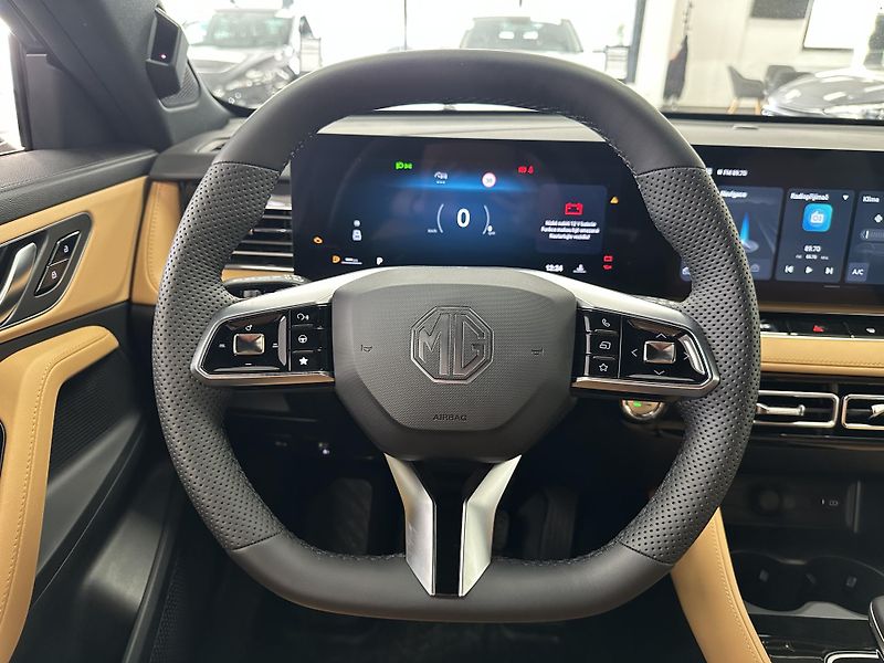 MG HS (2025) EXCLUSIVE A/T - fotka 12 z 15