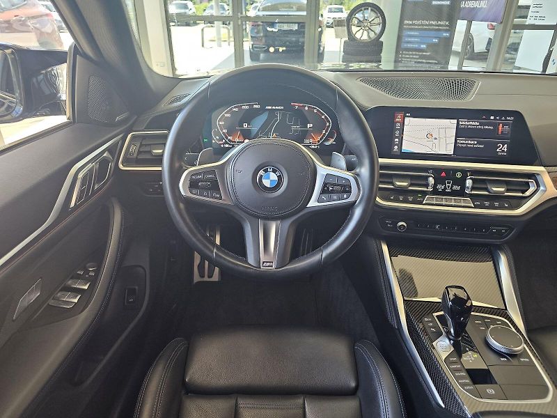 BMW Řada 4 M440i xDrive - fotka 20 z 36
