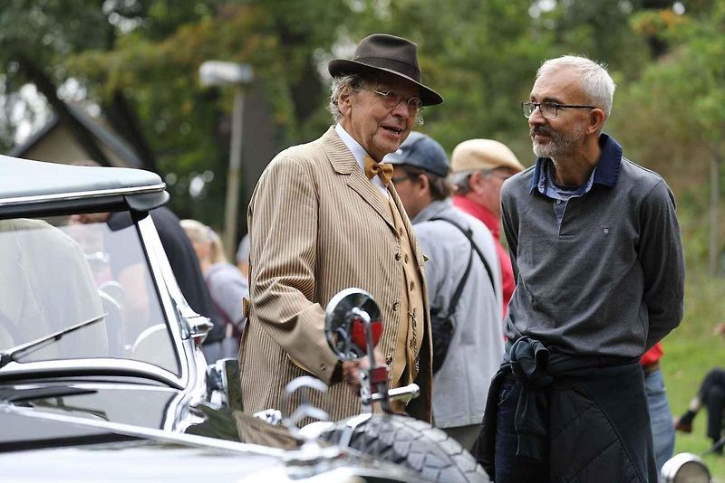 Na akci Jízda do vrchu a výstava historických vozidel se představilo na tři sta automobilů a motocyklů.