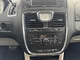Chrysler Town & Country (2016) 3.6 V6 DOL. KM,SERVSNI KN - náhled 19