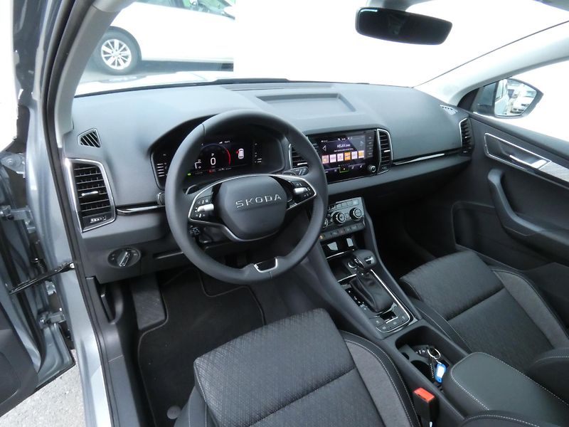 Škoda Karoq (2026) Top Selection 1.5 TSI 110 kW D - fotka 5 z 30
