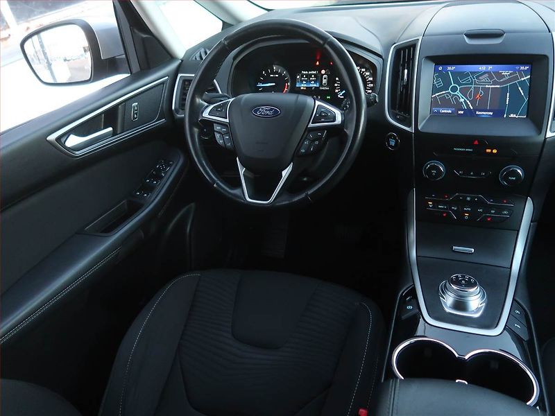 Ford S-MAX (2020) Titanium 2.0 EcoBlue, Automat - fotka 7 z 20