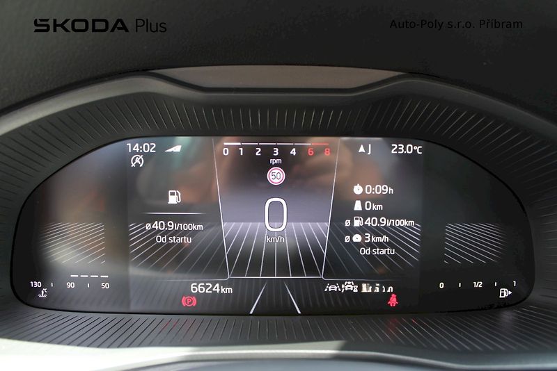 Škoda Kamiq (2025) Top Selection 1.0TSI / 85kW 6° - fotka 13 z 21