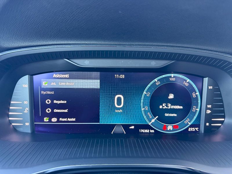 Škoda Octavia (2021) Combi 2.0 TDI 85kW Style - fotka 15 z 35