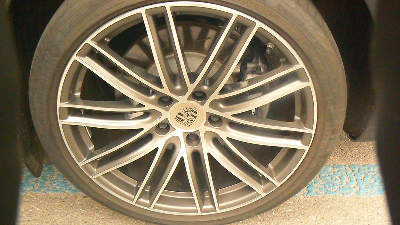 Porsche Panamera (2019) - fotka 16 z 20