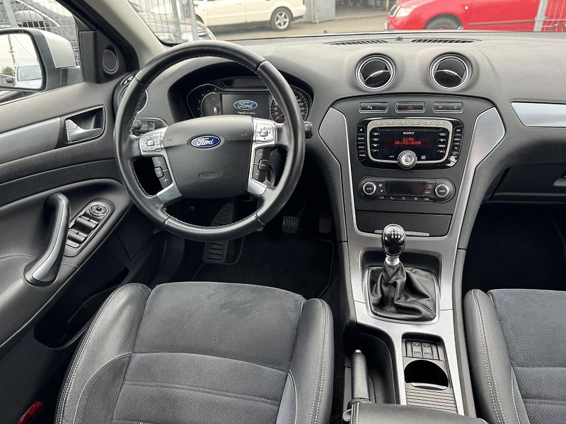 Ford Mondeo 1,6EcoBoost Titanium Plus, ČR - fotka 12 z 23