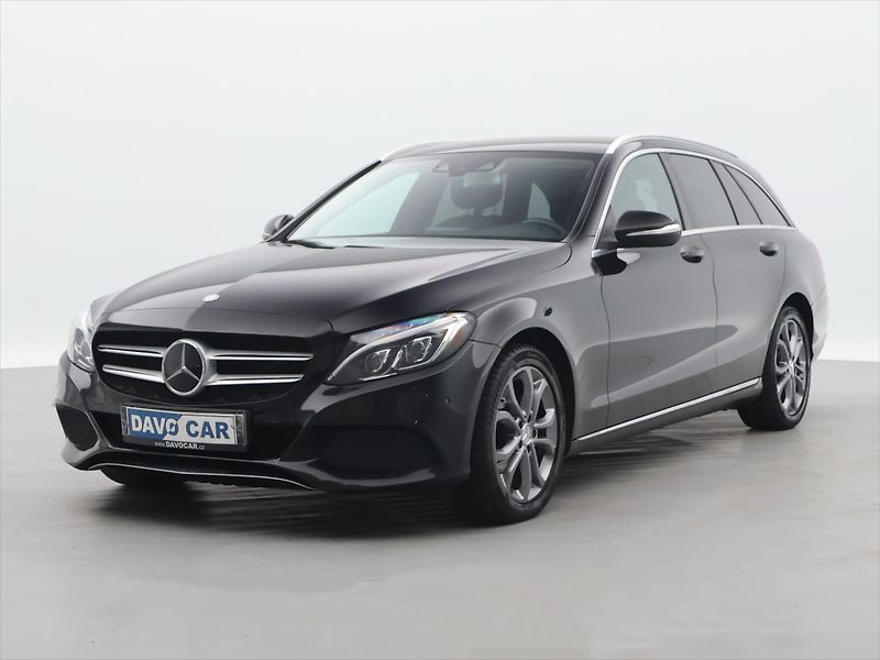 Mercedes-Benz Třídy C 1,6 BlueTec 100kW - fotka 3 z 36