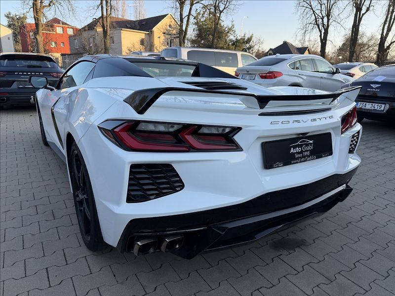 Chevrolet Corvette C8 Cabriolet stingray - fotka 5 z 27