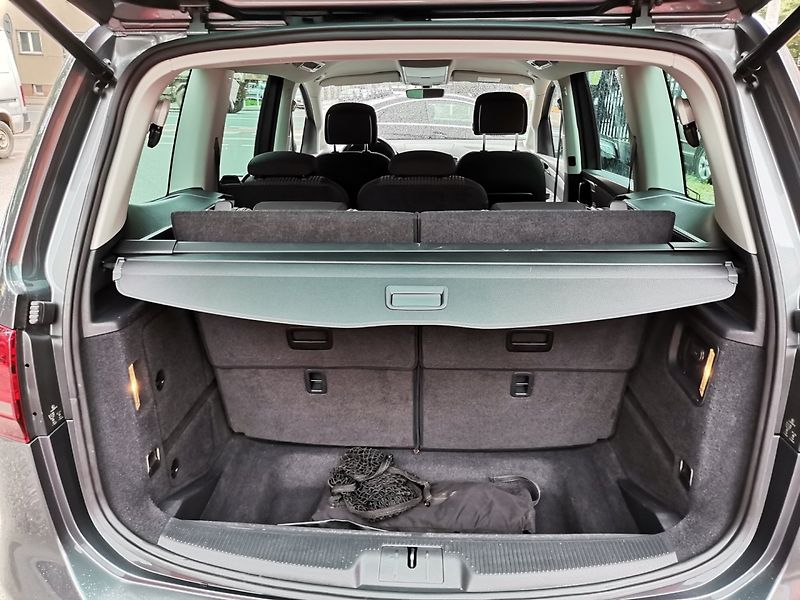 Volkswagen Sharan (2016) 1.4TSi 110kw LIFE 7míst - fotka 18 z 25
