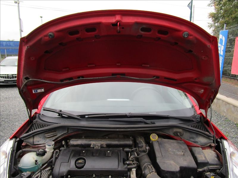 Peugeot 207 SW 1.4VTi Klima - fotka 36 z 36
