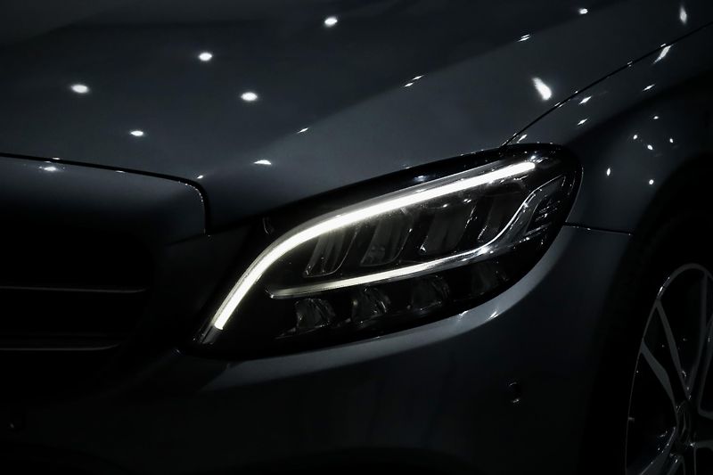 Mercedes-Benz Třídy C 180 T 115 kW 9G-Tronic - fotka 10 z 41