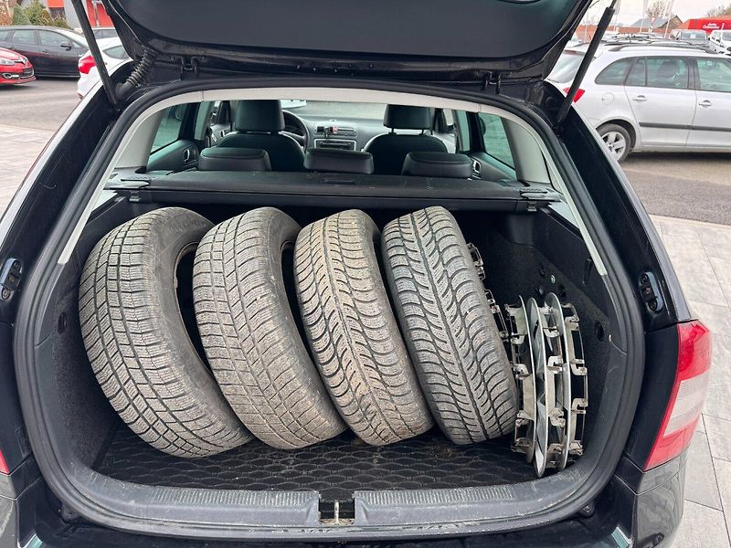 Škoda Octavia (2010) 1.6 TDI 77kW - fotka 23 z 29