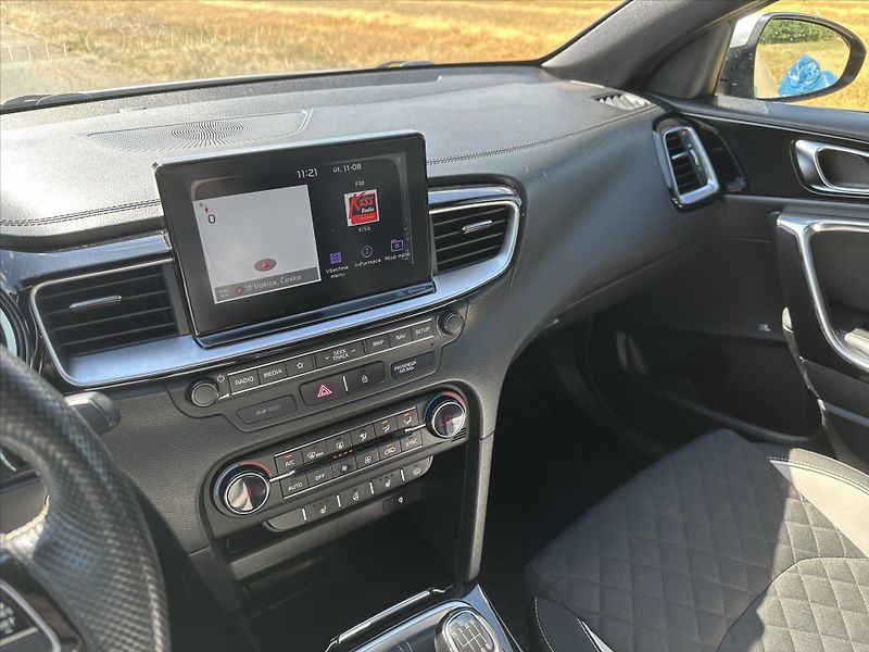 Kia ProCeed 1,4 T-GDI 103kW GT-Line CZ - fotka 24 z 37