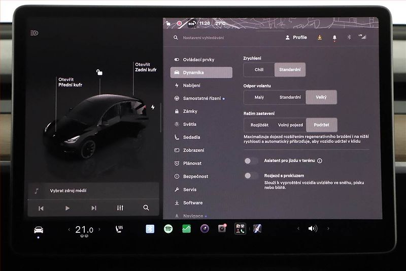 Tesla Model Y (2023) Long Range AWD 79kWh, SoH 91% - fotka 16 z 27