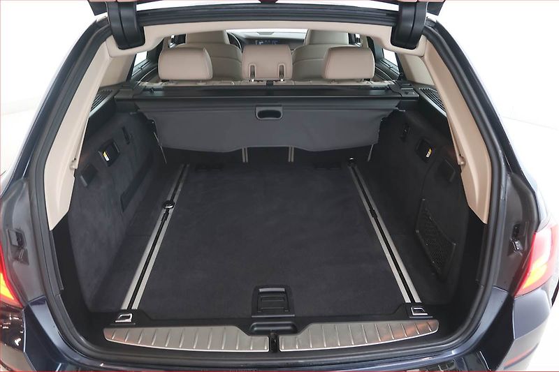 BMW Řada 5 (2010) 530d, Automat, Navi, Bi-Xenony - fotka 14 z 19