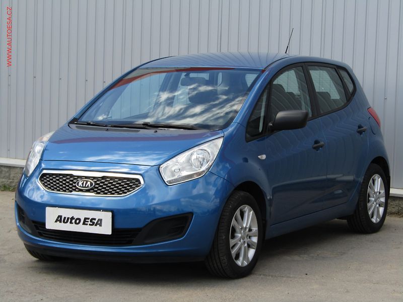 Kia Venga (2010) 1.4 CVVT, ČR - fotka 3 z 14