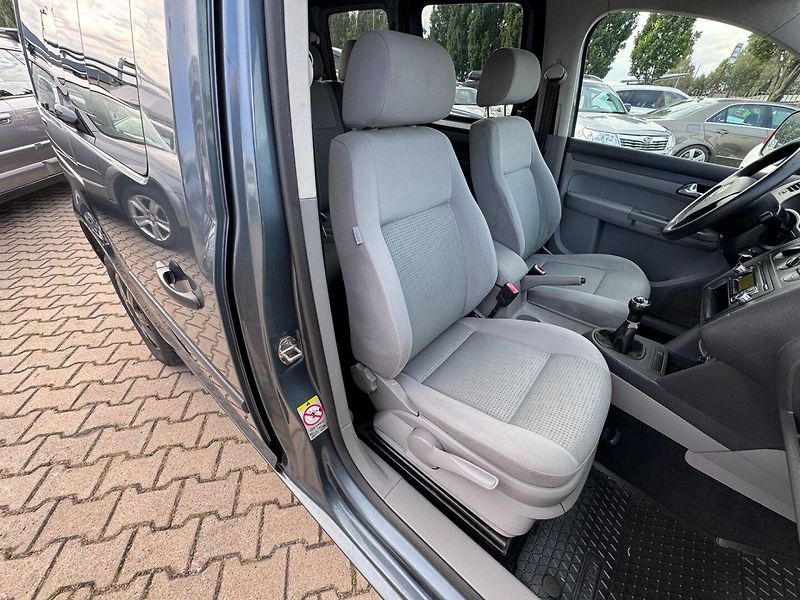 Volkswagen Caddy (2009) 1,9 TDI 77 KW 2X ŠOUPAČKY STK - fotka 36 z 45