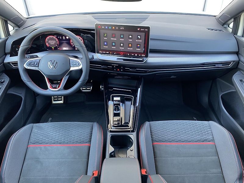Volkswagen Golf 2,0 TSI 224 kW DSG Clubsport - fotka 10 z 29