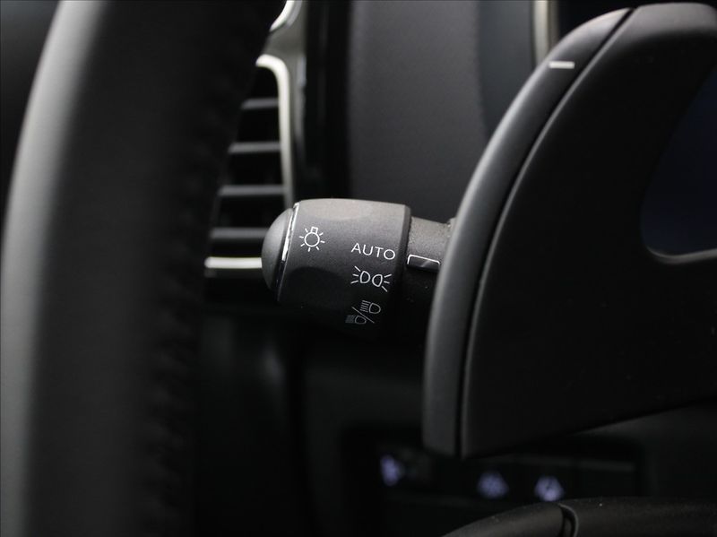 Citroën C5 Aircross 1,5 HDi 96kW AT Max.20tkm ČR - fotka 21 z 27