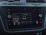 Volkswagen Tiguan (2018) 1.4 TSI, Navi, Tempomat - náhled 17