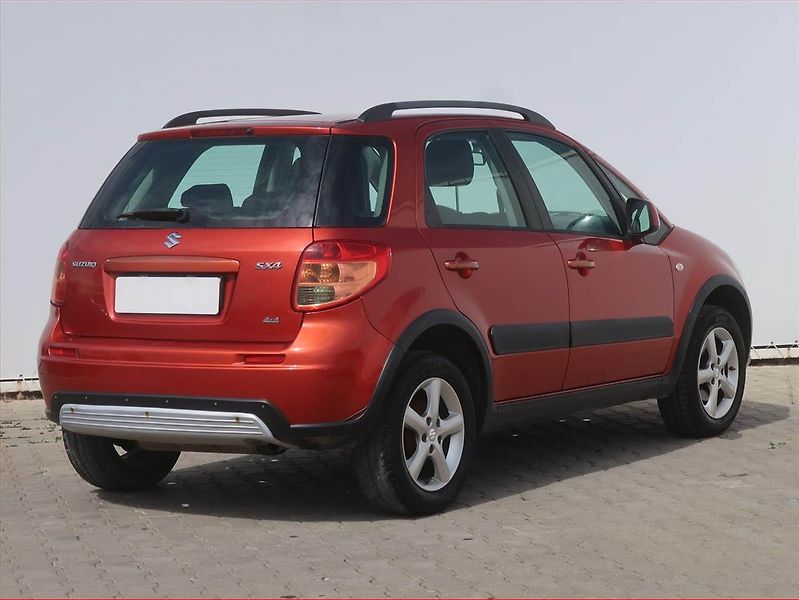 Suzuki SX4 (2009) 1.6 VVT, 4X4, Vyhř. sedaček - fotka 5 z 13