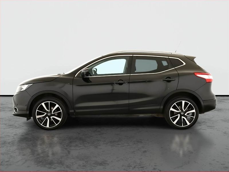 Nissan Qashqai (2015) Tekna 1.6 dCi, 4X4 - fotka 3 z 19