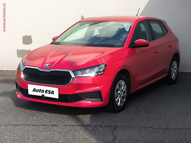 Škoda Fabia (2023) 1.0 TSi, 2.maj, LED, AC - fotka 3 z 21