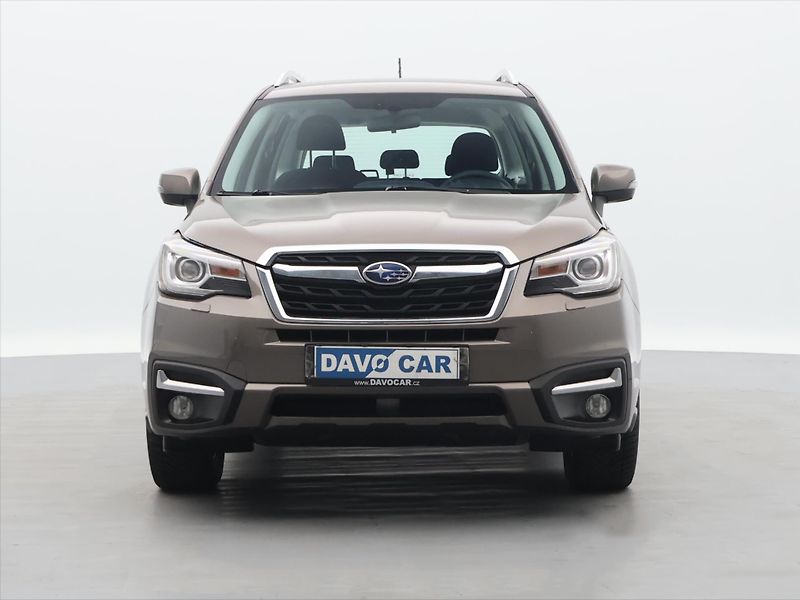 Subaru Forester 2,0 i-L 110kW Comfort 4x4 CZ - fotka 2 z 32