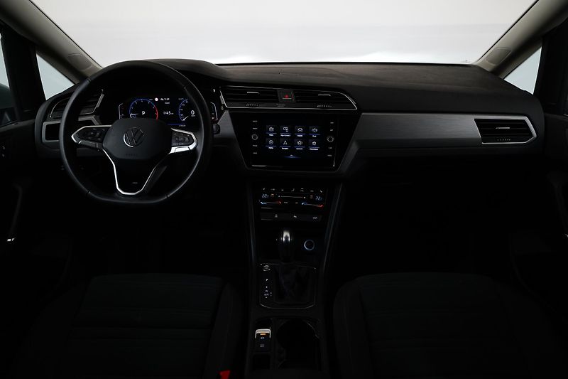 Volkswagen Touran - fotka 5 z 25