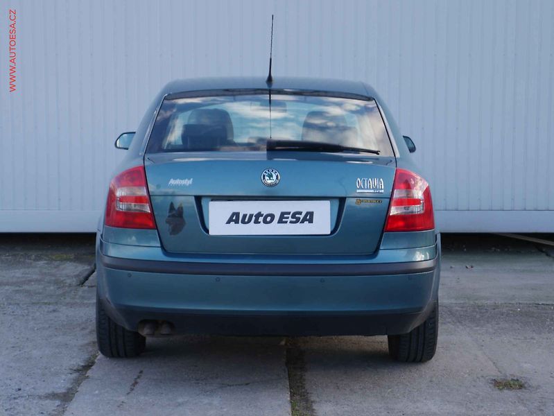 Škoda Octavia (2004) 1.9 TDi, 2.maj, Ambiente, TZ - fotka 5 z 15
