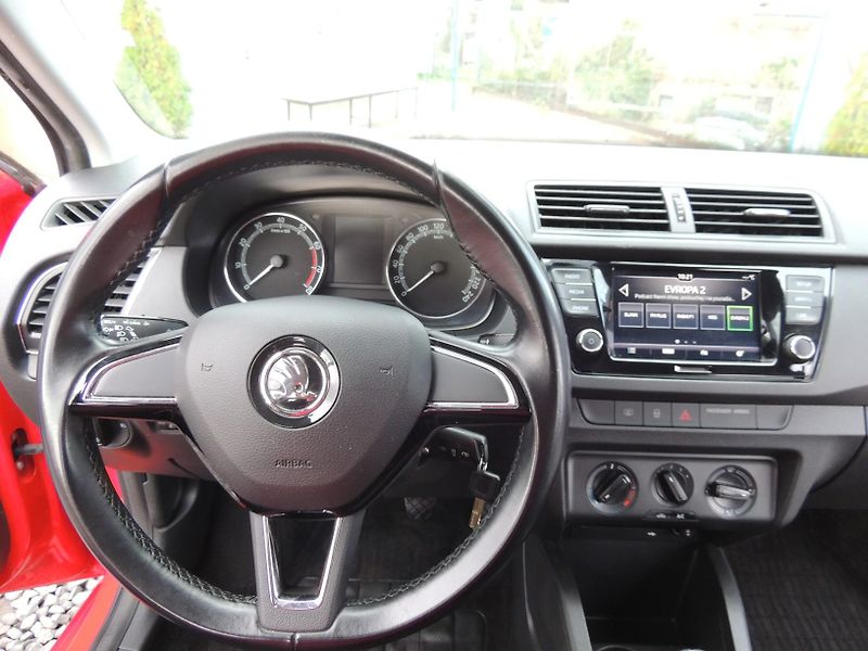 Škoda Fabia (2020) 1.0MPi,44kw,Amb,1.maj,ČR - fotka 20 z 42