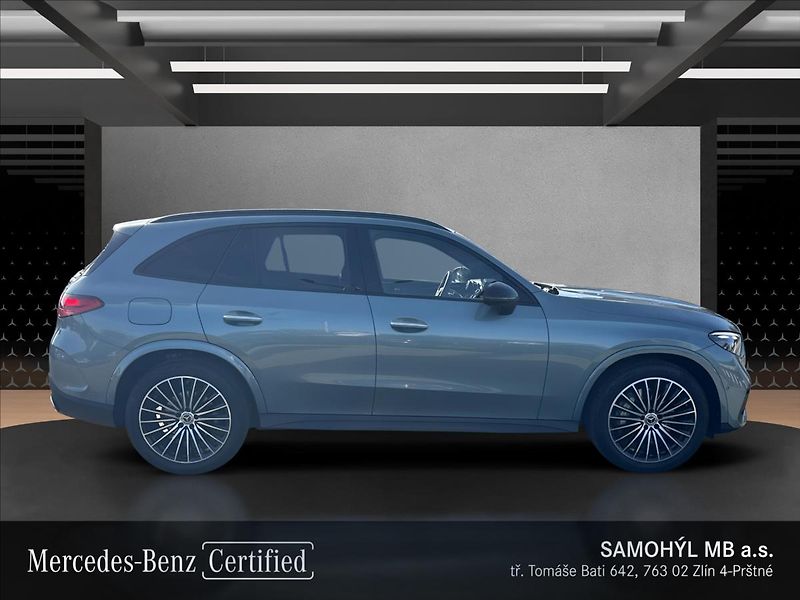 Mercedes-Benz GLC 300 4MATIC AMG linie - fotka 6 z 13