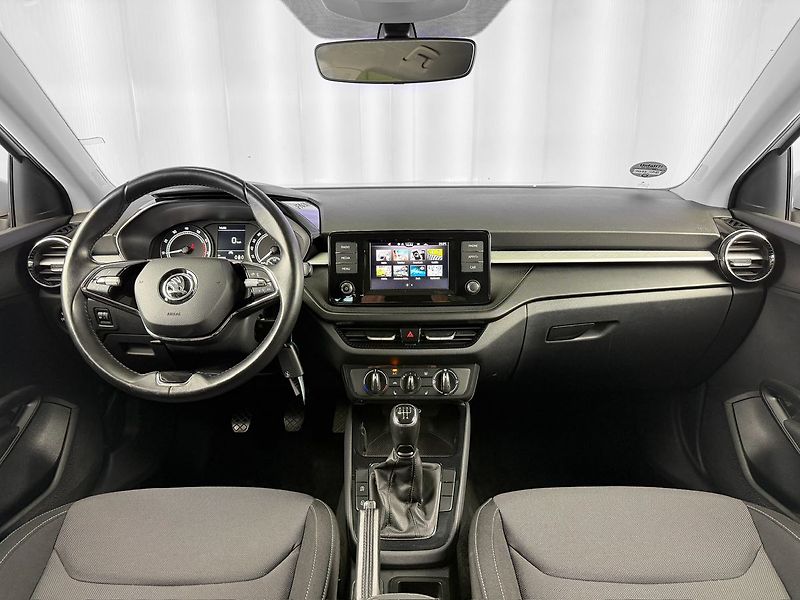 Škoda Fabia 1.0 TSI AMBITION PLUS, LANE, F - fotka 10 z 23