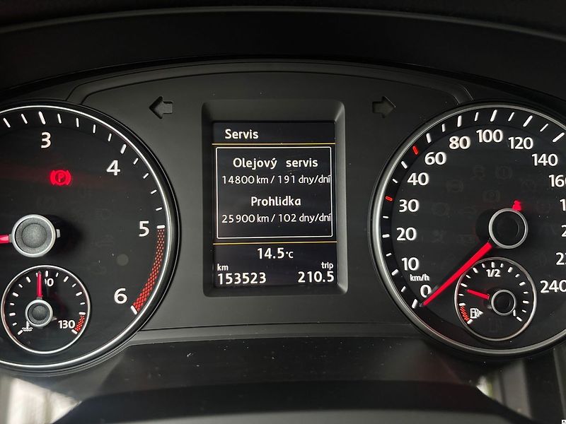 Volkswagen Sharan 2.0TDi/135kW/2017/DSG/Highline - fotka 18 z 54