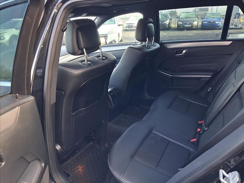 Mercedes-Benz Třídy E 2,1 2.2,220 Bluetec,po servisu - fotka 11 z 16