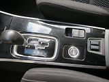 Mitsubishi Outlander 2,2  Di-D Editio+ Aut. - náhled 13